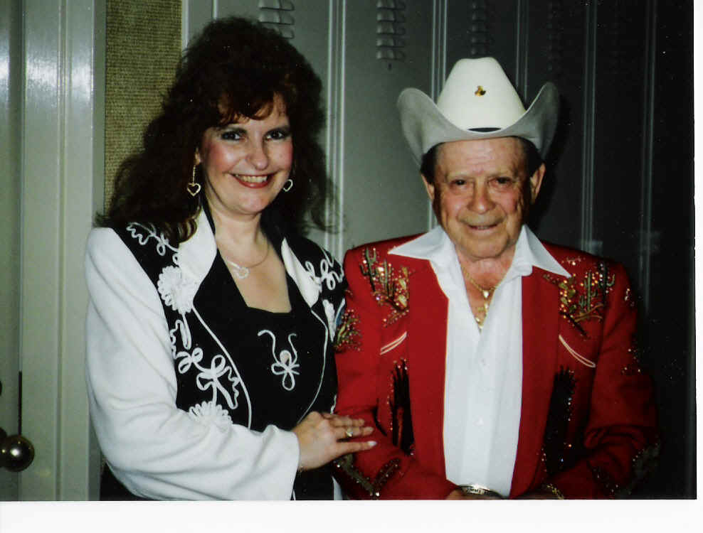 Little Jimmy Dickens and Anne Marie.jpg (249007 bytes)